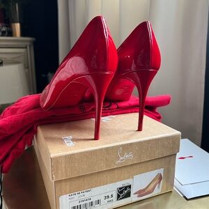 Christian Louboutin Pumps